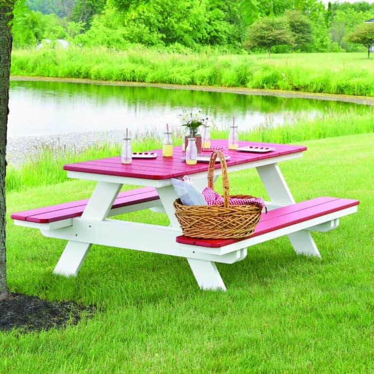 Berlin Gardens Picnic Table Ultra Modern Pool & Patio