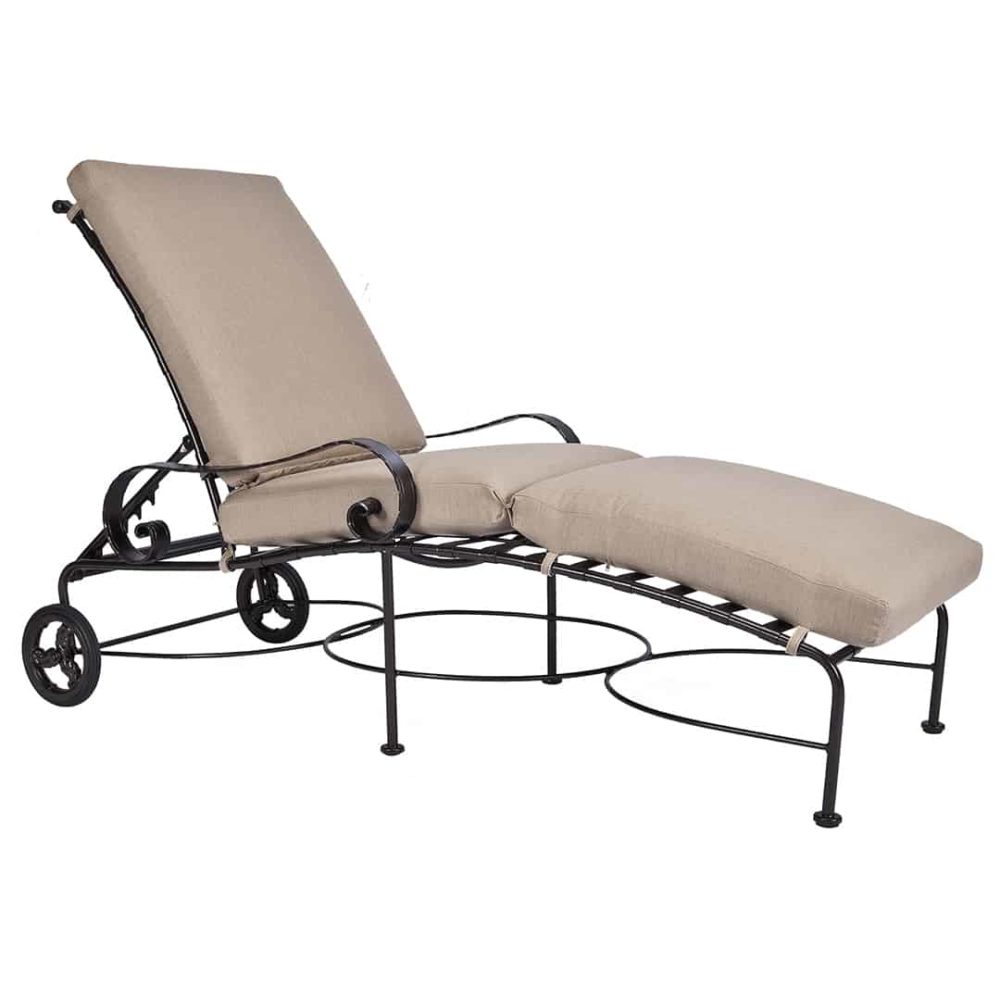 952-CHW OW Lee Classico Chaise Lounge